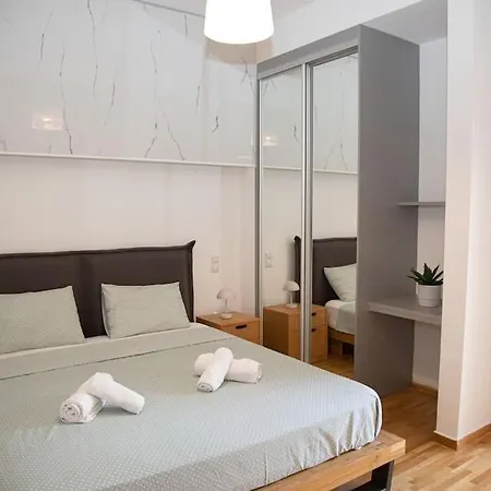 Spacious Apartment In Pagkrati Athens Exterior photo